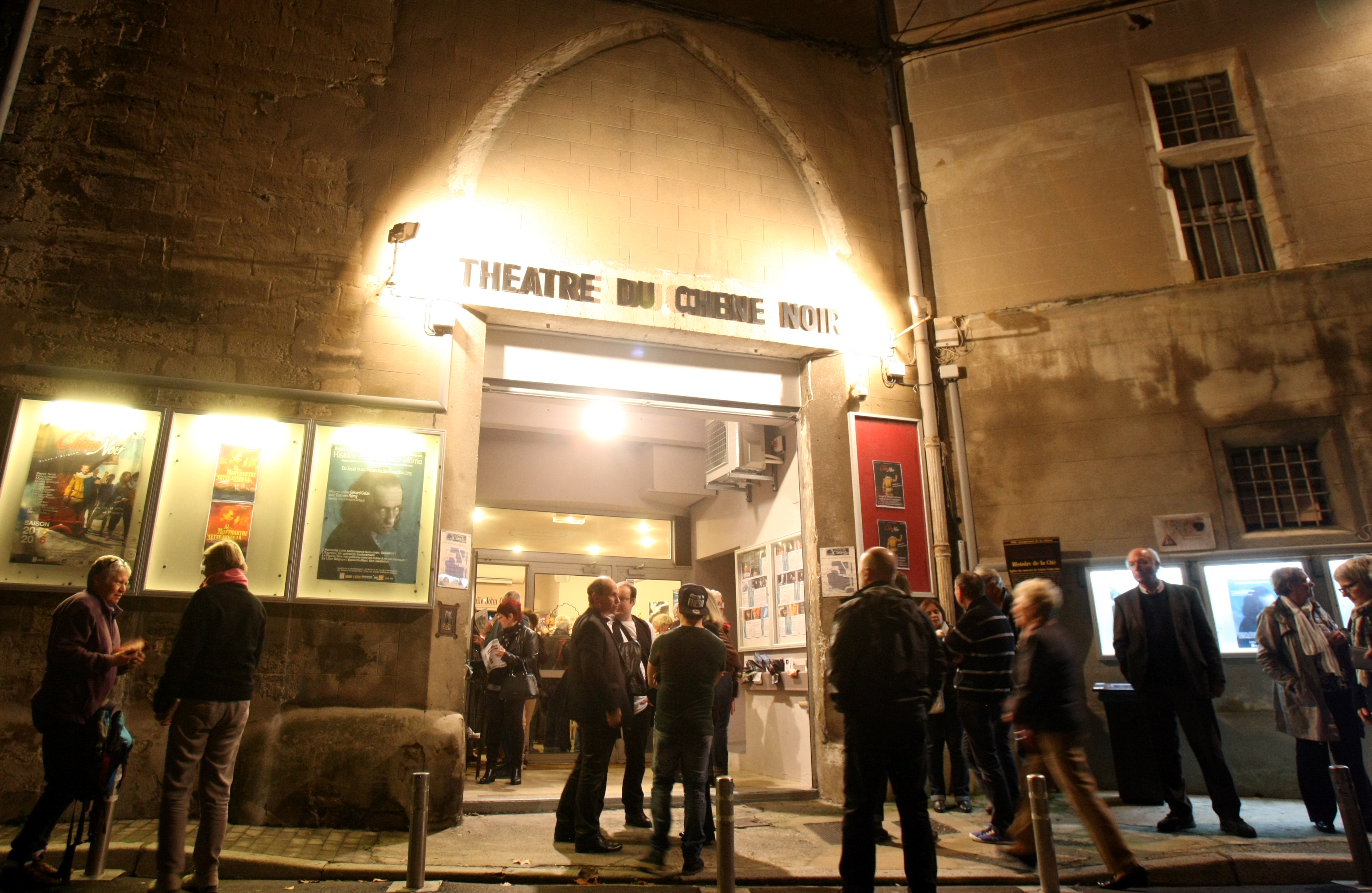 Entrée du Théâtre du Chêne Noir